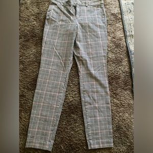 Old Navy Pixie High Rise Pants